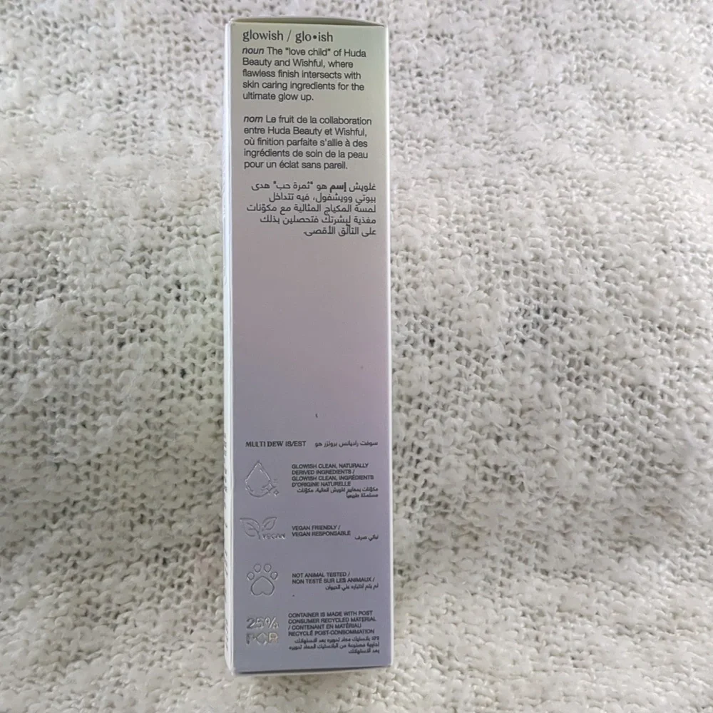HUDA BEAUTY GloWish Multidew Tint Foundation in DEEP 11, 40ml/1.35fl oz